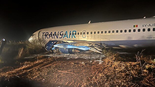 U Dakaru sjelo letadlo z ranveje, pi nehod se zranilo 11 lid