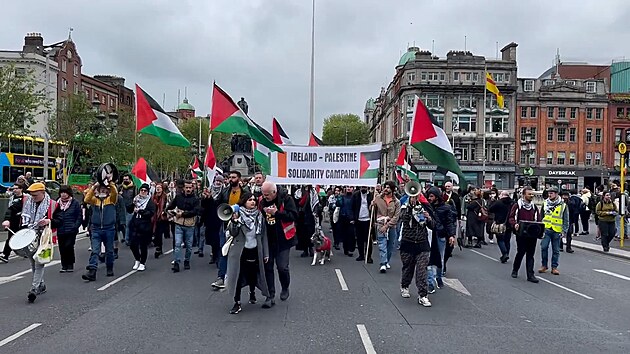 Studenti v irskm Dublinu se pidali k protestm na podporu Palestiny