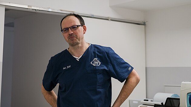 Vladimr Jekl zaloil v roce 2017 s kolegou Karlem Hauptmanem vlastn kliniku v brnnskm Krlov Poli, kter nabz malm mazlkm komplexn pi.