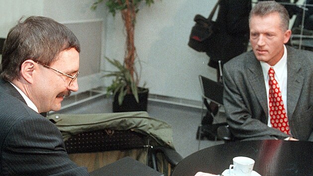 Miroslav Macek (vpravo) a Josef Lux na snmku z roku 1997.