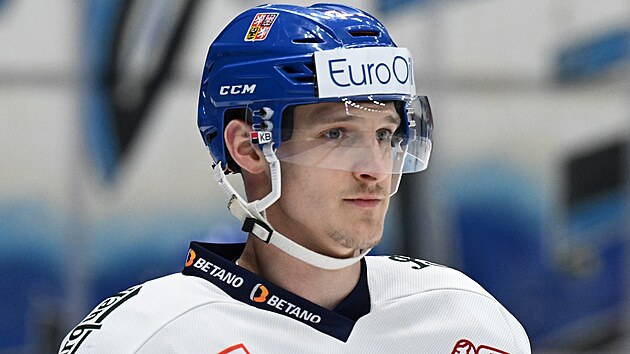 Dominik Kubalk na trninku hokejov reprezentace v Brn. (30. dubna 2024)