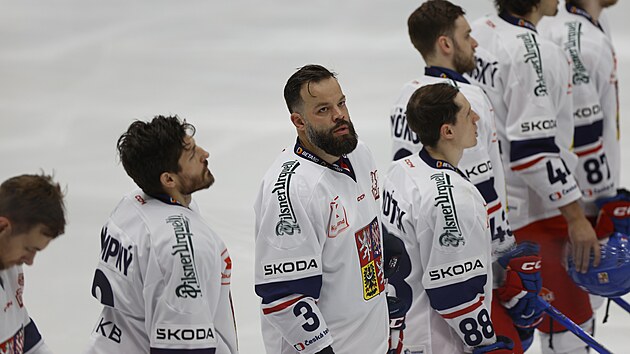 etí hokejisté ped zápasem s Finskem na eských hokejových hrách.