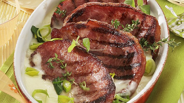 unka ve vinné omáce