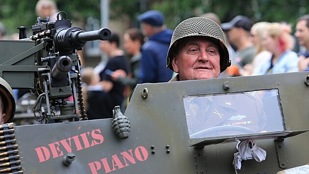 Soust Slavnost svobody v Plzni byl tradin konvoj historickch vojenskch vozidel. (5. kvtna 2024)