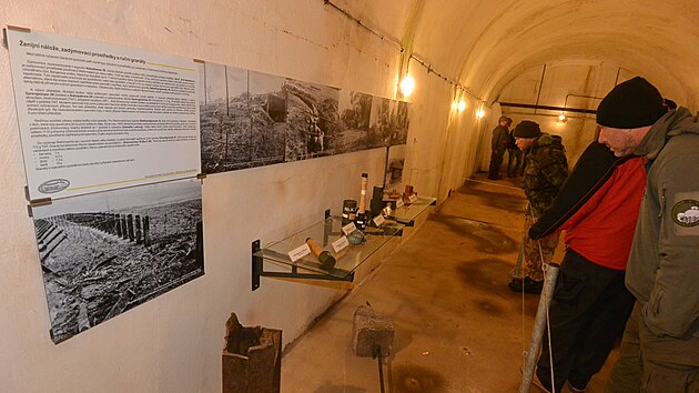 Tvrz Bouda l�k� n�v�t�vn�ky na nov� expozice.