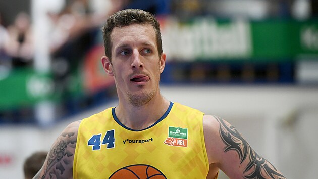 Sunum yapan kişi Peck ke sřebř: Zaten kendimi tamamlanmış hissediyorum.  Japon değerlerine inanıyorum