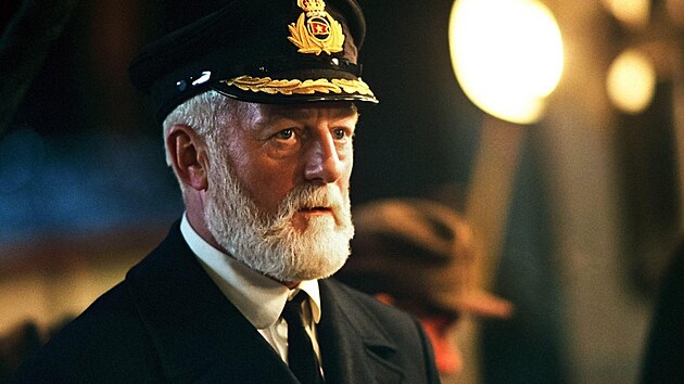 Bernard Hill jako kapitn Titaniku ve velkofilmu Jamese Camerona