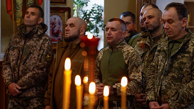 Ukrajinci v Donck oblasti pobl fronty slav pravoslavn Velikonoce. (5. kvtna 2024)