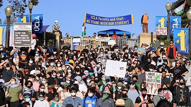 Protesty zastnc Palestiny na Kalifornsk univerzit (UCLA) (2. kvtna 2024)