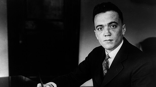 éf FBI Edgar Hoover ve dvacátých letech.