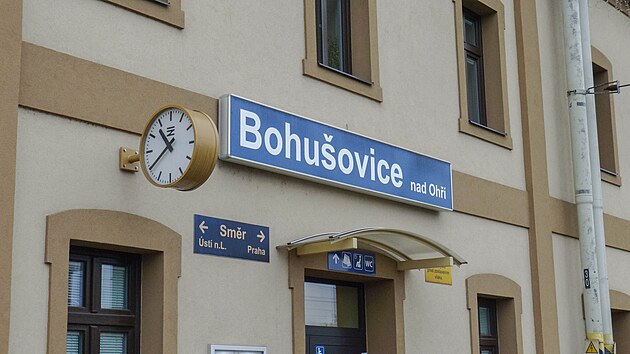 Nzev Terezn ze jmna stanice Bohuovice nad Oh zmizel teprve v roce 1961. GPS: 50.4913917N, 14.1495053E