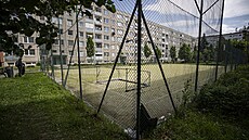 Hit na beclavském sídliti Na Valtické den po tragédii z 1. kvtna 2024. Dnes u na míst smrtící branky nejsou. Práv tato spadla na dvanáctiletého chlapce a usmrtila jej.