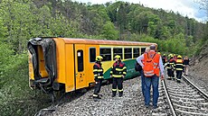 U Mchenic vykolejil vlak. (2. kvtna 2024)