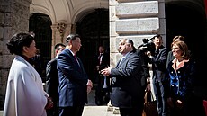 Maarský premiér Viktor Orbán vítá ínského prezidenta Si in-pchinga v...