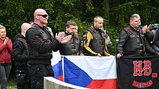 Proputinovská motorká�ská skupina No�ní vlci se chystá uctít památku padlých...