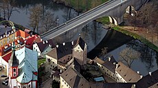 Most p�es �eku Oh�i a loketský hrad (24. listopadu 2006)