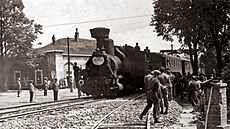 První vlak Bohuovic do Terezína vyfocený u výhybky v míst nkdejí...