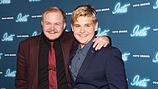 Artur �taidl a jeho p�edstavitel Karel �imek na premié�e t�etí �ady minisérie...