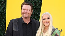 Blake Shelton a Gwen Stefani na premiéře filmu Kaskadér v Los Angeles (30....