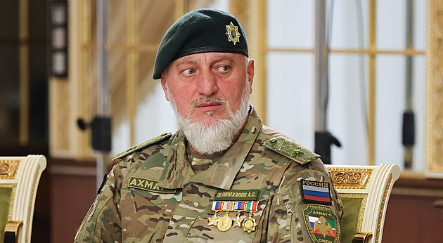 Kadyrov má slabost pro školačky, malé konkubíny mu rodí děti