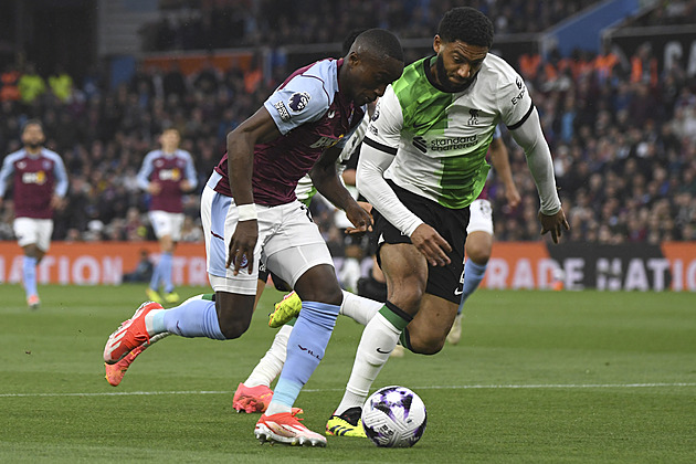 ONLINE: Aston Villa si může zajistit Ligu mistrů, v dohrávce hostí Liverpool
