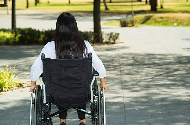 Za invaliditou bývá nejčastěji nemoc. Výpadek příjmů může dorovnat pojištění