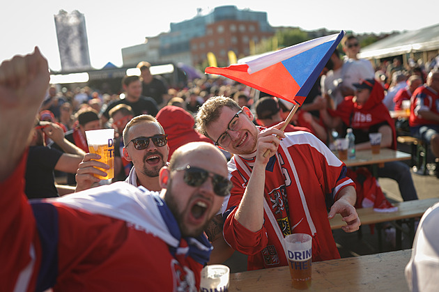 Při hokeji padlo přes půl milionu piv, nejvíc při zápase Kanada – Švýcarsko