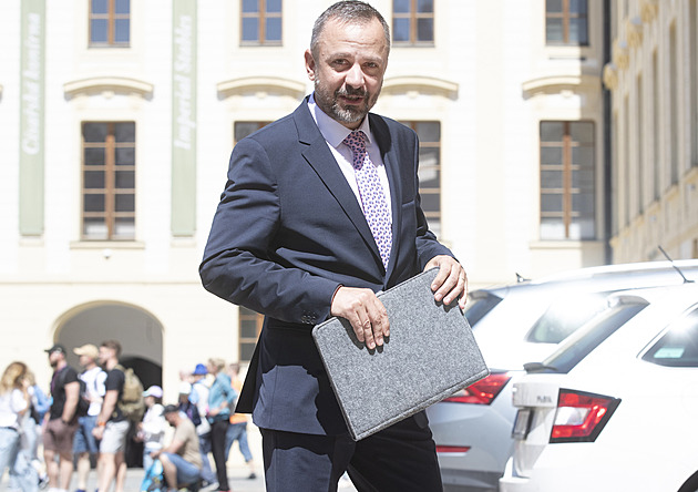 Kandidát na ministra Ženíšek se přišel představit na Hrad prezidentu Pavlovi