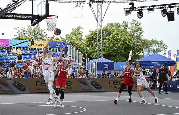 Basketbalistky zabojují v Debrecínu o postup na olympijský turnaj 3x3