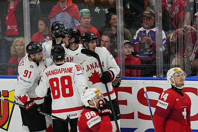 Kanada porazila Švýcary a je na prvním místě, Rakušané drží naději na postup