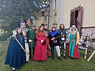 Na Svatov�clavskou ryt��skou slavnost ke kostelu do Velk� �py dorazili �erm��i...