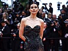 Italská modelka Paola Turani na zahájení filmového festivalu v Cannes...