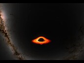 Snímek z videa simulujícího pád od erné díry