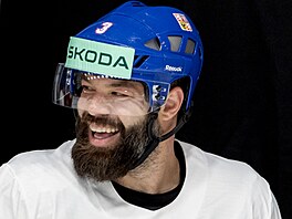 Vysmátý Radko Gudas na úterním tréninku �eské reprezentace.