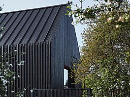 Podlahová plocha nemovitosti je 113 metr� �tvere�ních.