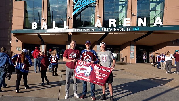 Fanouci z ech a Slovenska podporuj Avalanche na zpasech v Denveru