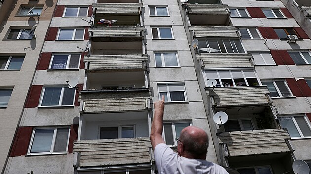 Pohled na budovu v Levicích na Slovensku, kde žil střelec, který se pokusil o...