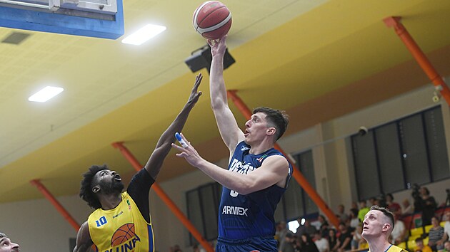 Hem Děčín hem de Opory jestleri için özür diledi, Ústí'nin başı ise doktorun yokluğundan dolayı özür diledi