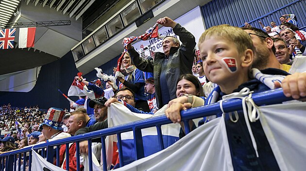 Sloventí fanouci v zápase s Kazachstánem.
