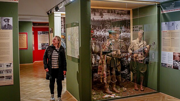 Regionln muzeum v eskm Krumlov lk na dv tematick vstavy. Prvn se jmenuje Tenkrt na hranici a pojednv o ostraze sttnch hranic na eskokrumlovsku v letech 19182007. Druh je vnovan historii vojenskho jezdu Boletice.