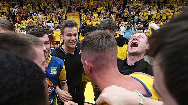 İyi adamlar bile başarılı olabilir.  Šotnar yakın zamanda bir altyapı takımı yetiştirdi, şimdi Ústí'de bir efsane