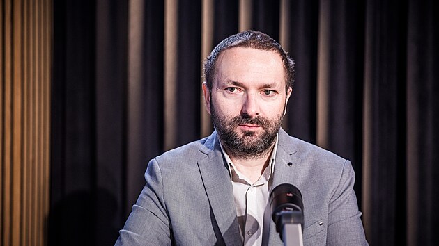 Hostem po�adu Kontext byl �editel Cermatu Miroslav Krej�í. (16. kv�tna 2024)