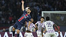 Marco Asensio z PSG míjí mí a poutí ho mezi hráe Toulouse: Cristiana...