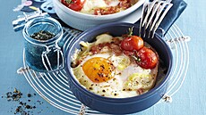 Zapeen vejce se srem a rajtky