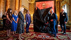 Oficiální portrét britského krále Karla III. namaloval portrétista Jonathan...