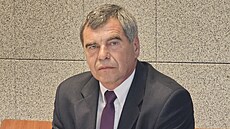 Policista Jií Vlek je obalován, e své dcei pomohl prostednictvím úplatku...