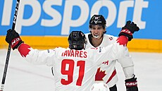 Kanadský úto�ník Dylan Cozens slaví rychlý úvodní gól do �výcarské branky.