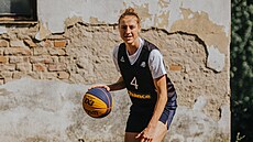 Kateina Suchanová jako eská reprezentantka v basketbalu 3x3 pro olympijskou...