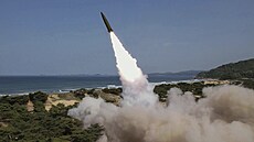 Severní Korea provedla zkou�ku odpalu taktické balistické st�ely do Japonského...