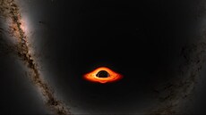 Snímek z videa simulujícího pád od černé díry